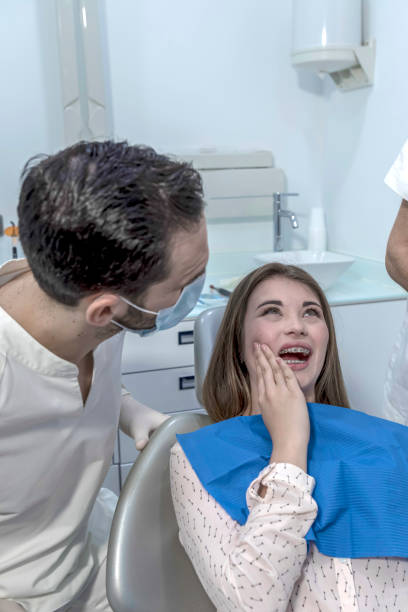 Best Emergency Dental Services for Seniors in Bay City, OR